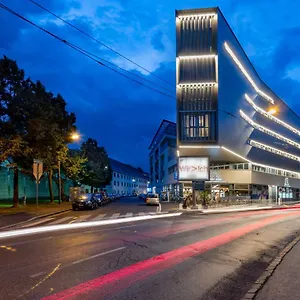 navštívit hotel