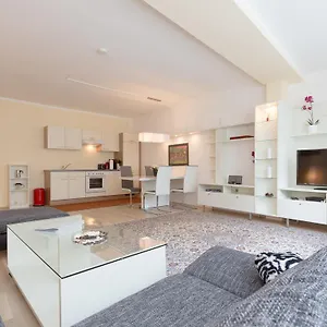 Apartment Christian Oper - Contactless Check In, Vienna