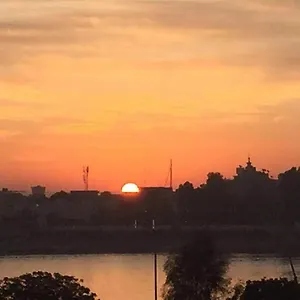 بيت شباب Nile Youth 