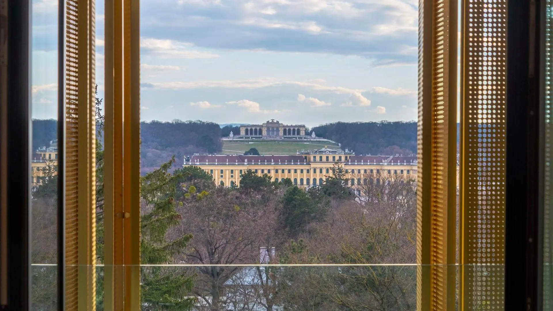 Doubletree By Hilton Vienna Schonbrunn Hotel