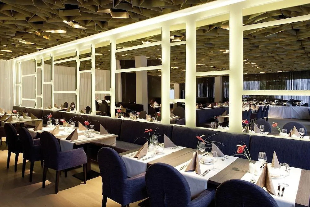 Doubletree By Hilton Vienna Schonbrunn Hotel